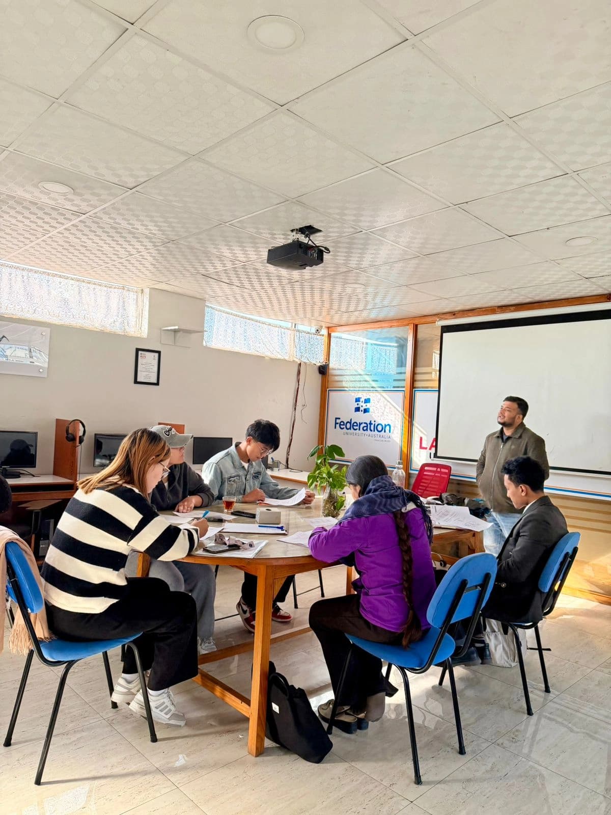 Silverline team in a consulting session